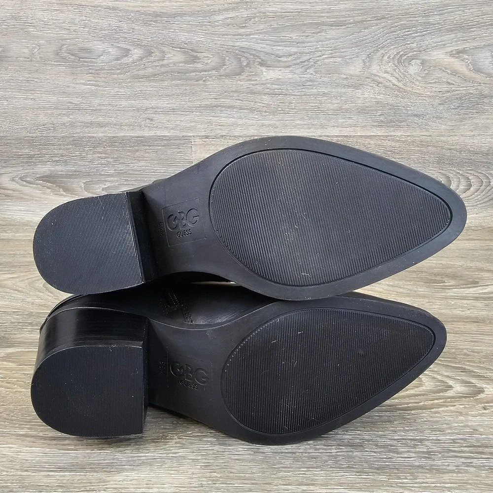 GBG by Guess Boots Womens Size 6.5 Black‎ Dustyn Chelsea Style Cuban Heel Ankle